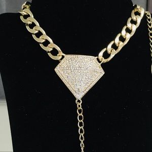 Gold necklace with diamond shaped pendant I